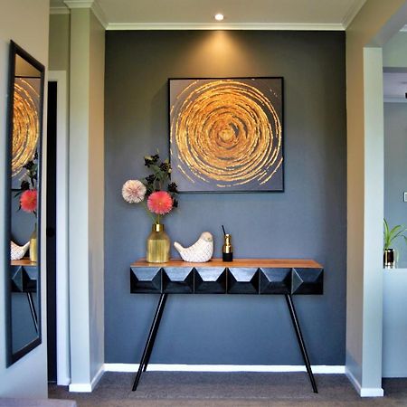 A Designer'S House Villa Rotorua Exterior photo
